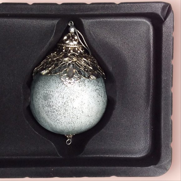 Trimsetter Christmas Ornaments Blown Glass Round Brushed Silver Fancy Gems NIB - Picture 7 of 9